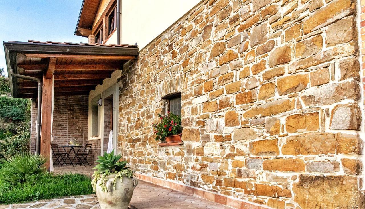 Il Mandorlo Fiorito Bed And Breakfast 奥利亚斯特罗奇伦托 外观 照片